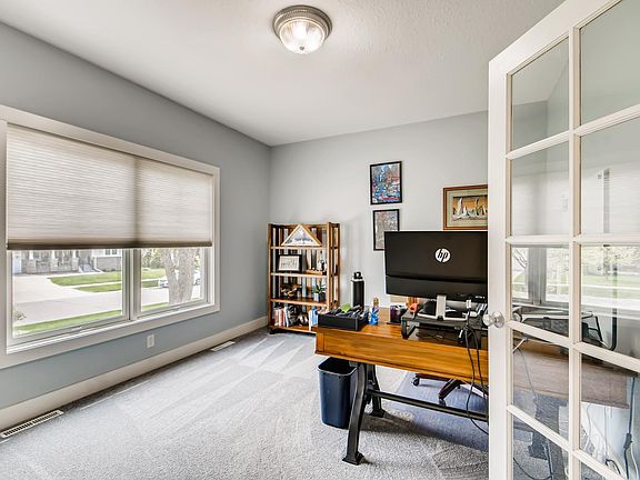 5th image of 853 New Century Blvd S