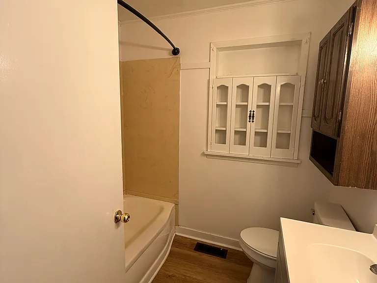 163 Summar Dr — Photo 8