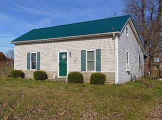 9095 N Loretto Rd, Loretto, KY 40037