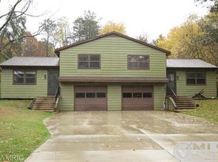 212 Pine Ridge Rd, Battle Creek, MI 49017