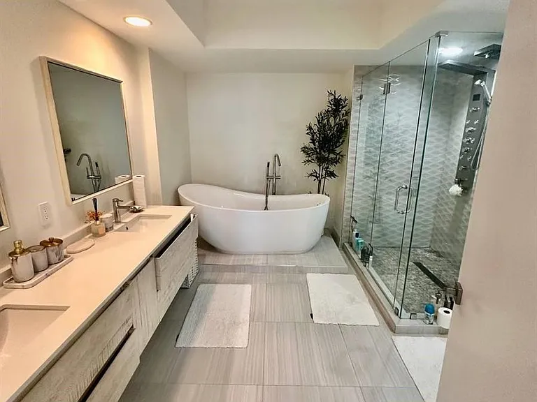 1830 S Ocean Dr #2406 — Photo 25