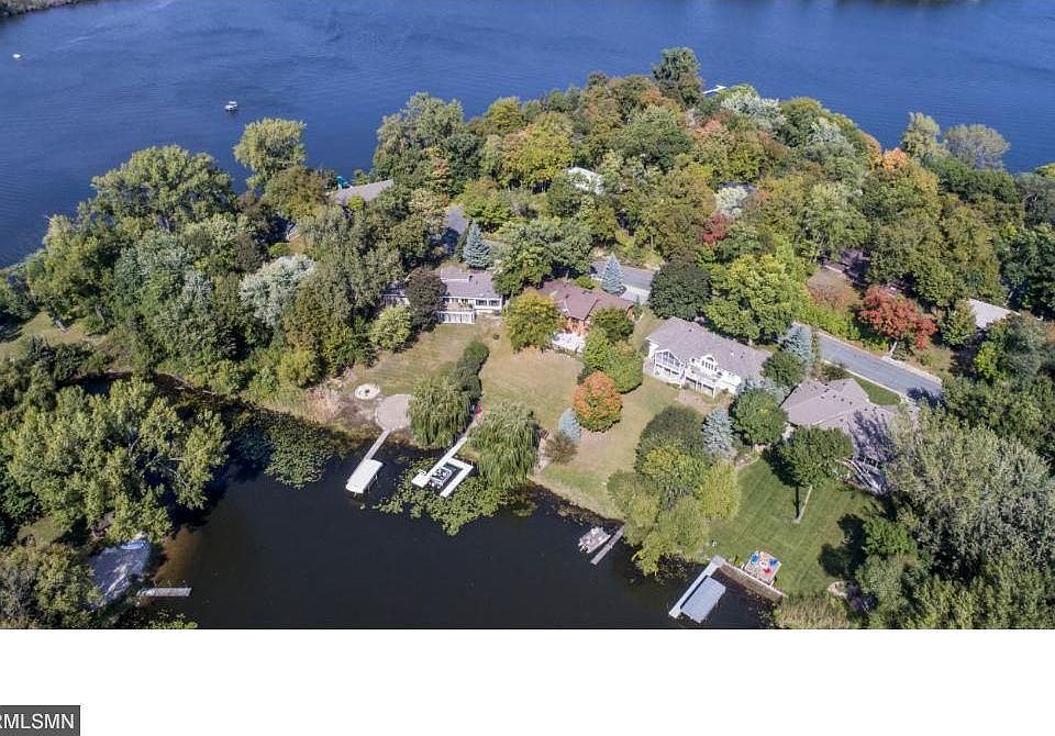 LAKEFRONT RENTAL!