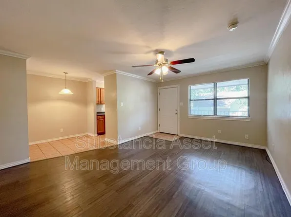 1430 NW 25th St #210, Oklahoma City, OK 73106