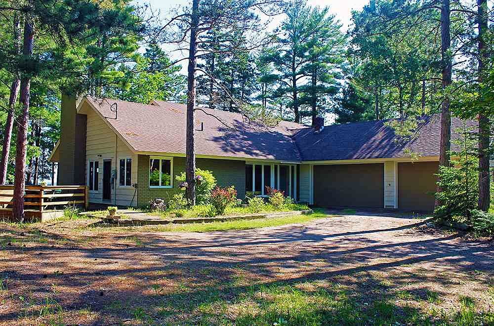 6 Middle Island Point Rd, Marquette, MI 49855 Zillow