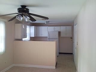 2nd image of 237 Goldengate Dr