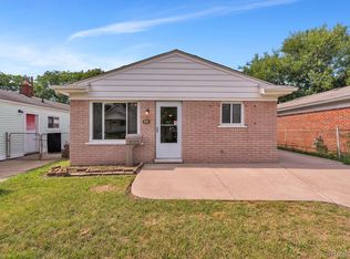 1433 Reo Ave, Lincoln Park, MI 48146