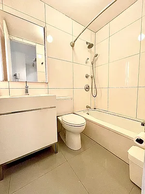 Rented by Yoon Realty Group | media 9