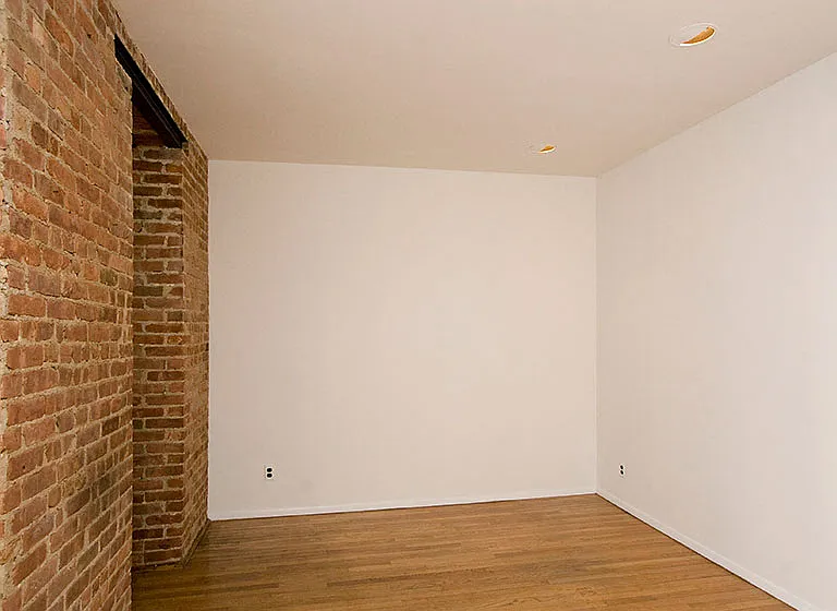 320 E 92nd St #4RW — Photo 2