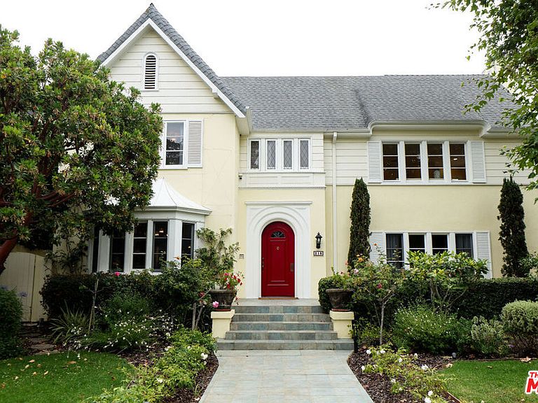 Listing photo