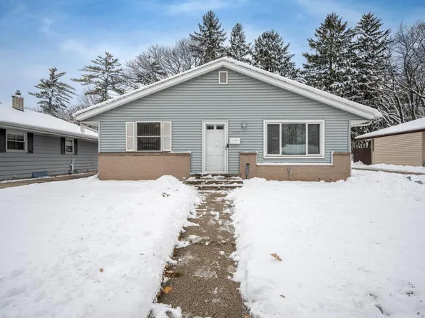4640 W Brentwood COURT, Milwaukee, WI 53223
