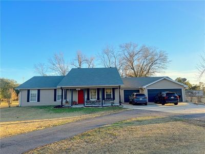 1966 Burkholder Rd, Sulphur, LA, 70665