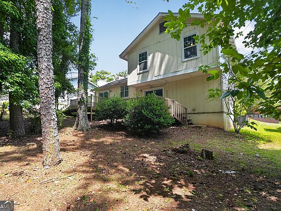 3rd image of 2045 Marbut Forest Dr