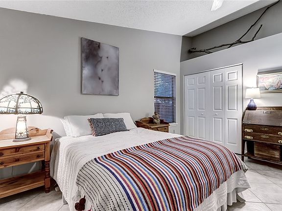 5th image of 1504 Canterbury Ln