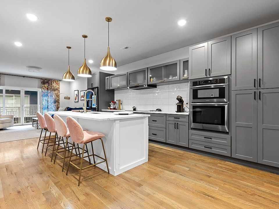 1st image of 1505 Jefferson St #105