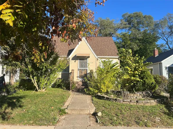 1730 Alto Ave SE, Grand Rapids, MI 49507