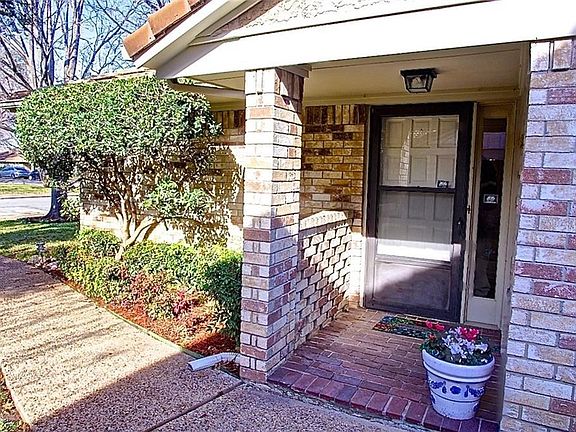 2nd image of 11506 Forest Heights Dr