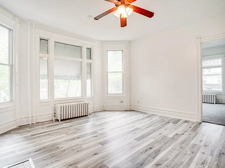 2713 Fremont Ave S #3 — Photo 5