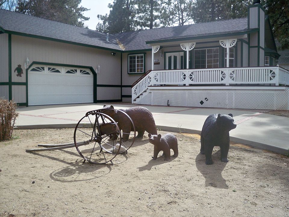 1st image of 388 Cedar Ln