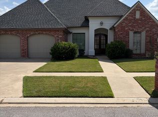 109 Queensberry Dr, Lafayette, LA 70508