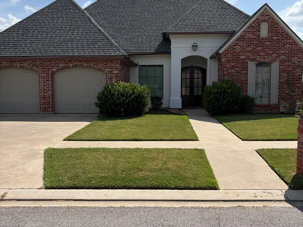 109 Queensberry Dr, Lafayette, LA 70508