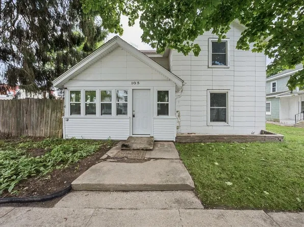 105 S Shiawassee St, Bancroft, MI 48414