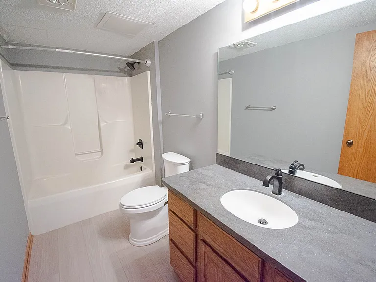 3536 Kelsey Ln SW — Photo 17