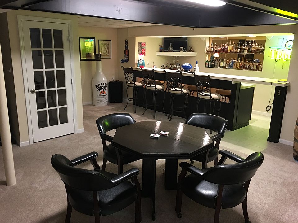 1st image of 463 Mustang Dr
