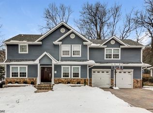 293 Brooklake Rd, Florham Park, NJ 07932