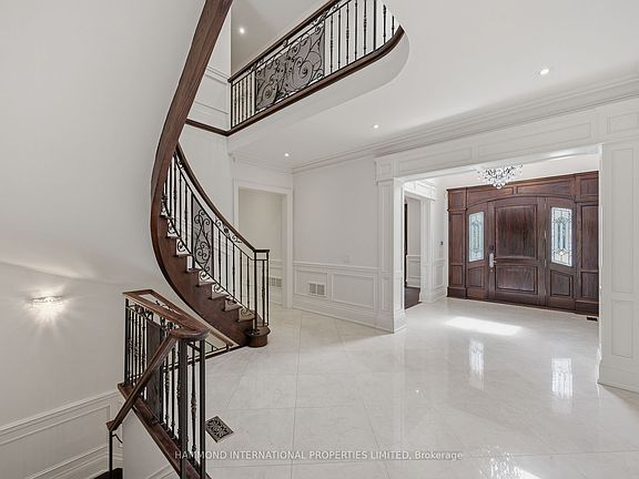 4th image of 40 Maryvale Cres