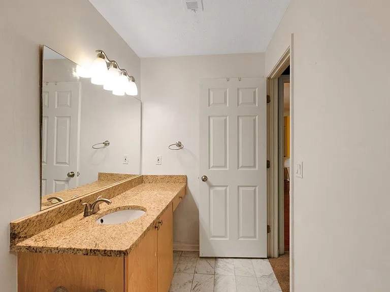 1203 Gettysburg Pl — Photo 21