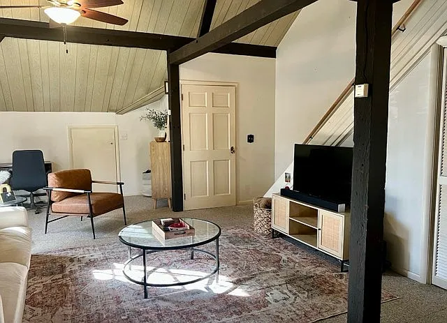 21 W Main St #6 — Photo 11