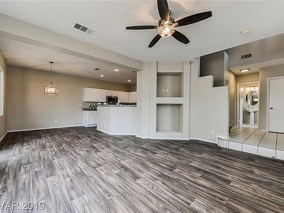 4th image of 2508 Lady Elizabeth Ct