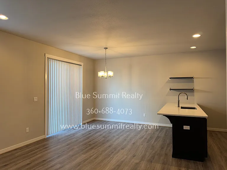 3132 Ponderosa St NE #A — Photo 4