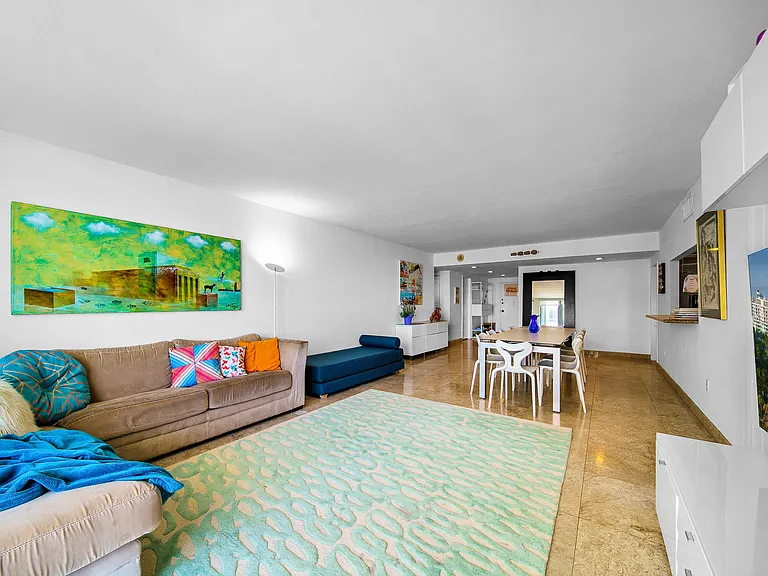 5825 Collins Ave #10G — Photo 17