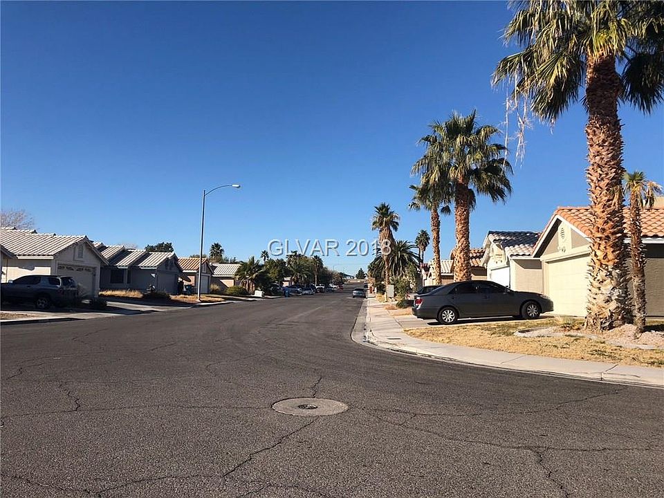 2nd image of 5462 Chela Dr