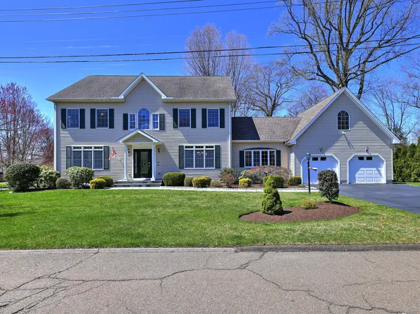 3 Paulina Place, Trumbull, CT 06611