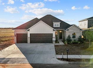 16109 Navarra Way, Oklahoma City, OK 73170