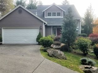 1230 NE Forest Rock Ln, Poulsbo, WA 98370