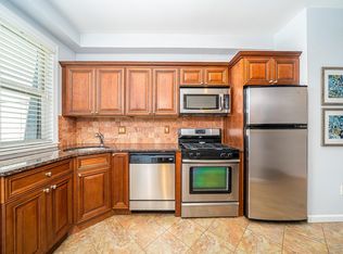 60 Madison St APT 3R, Hoboken, NJ 07030