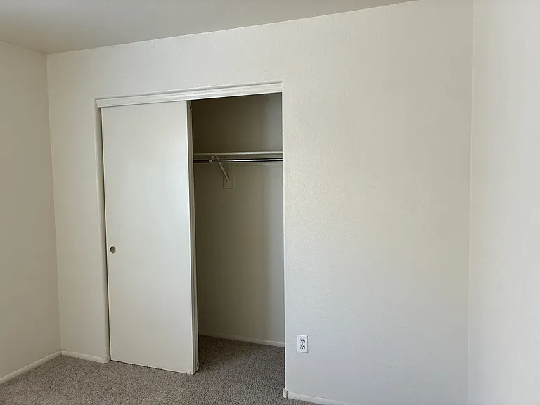 10523 W Windsor Blvd — Photo 25