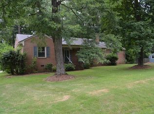 21113 Warren Ave, South Chesterfield, VA 23803