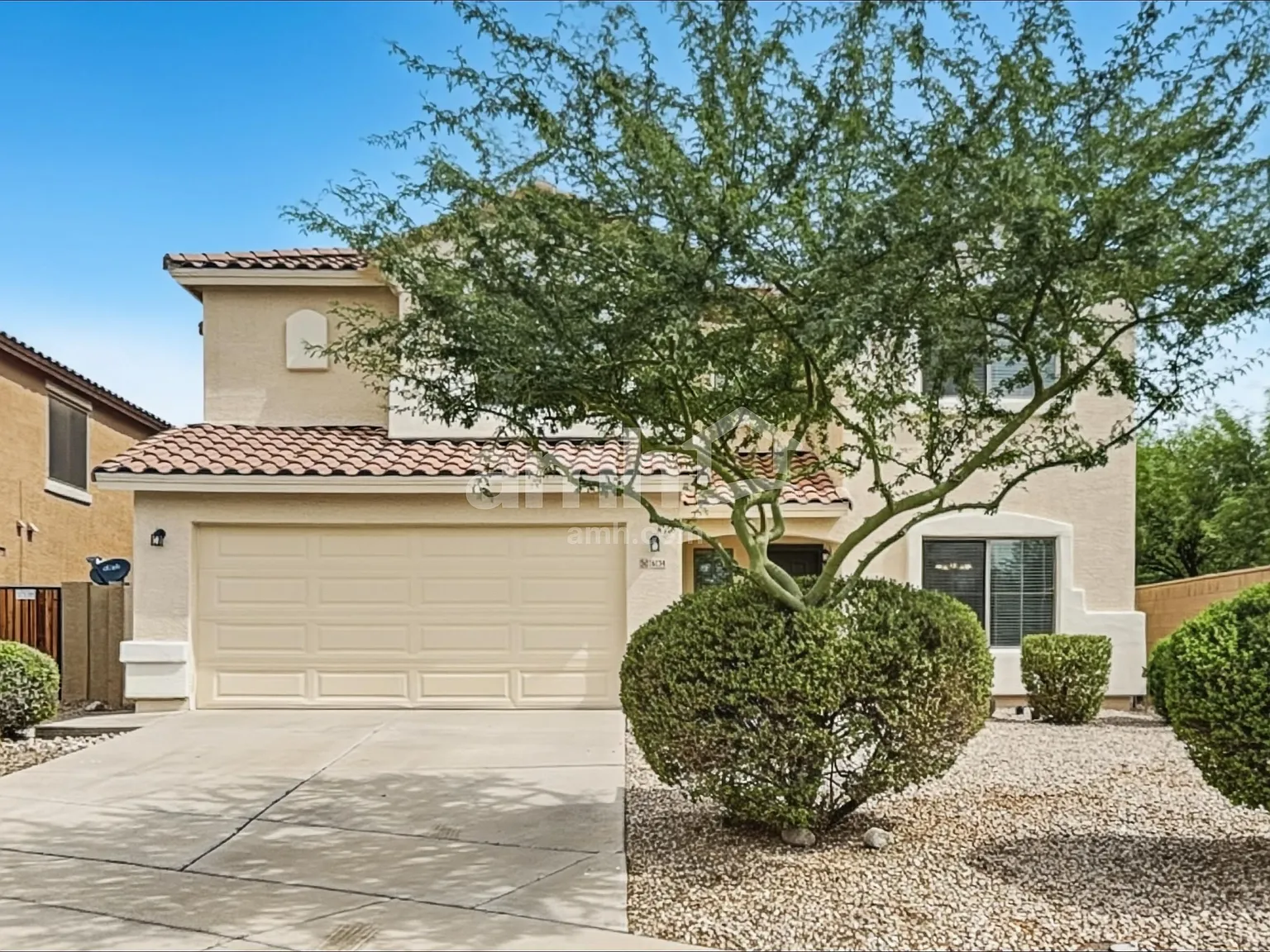 4 bed, 2.5 bath, 2265 sqft, $2,470 — Photo 1