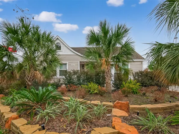 717 W 30th St, Houston, TX 77018