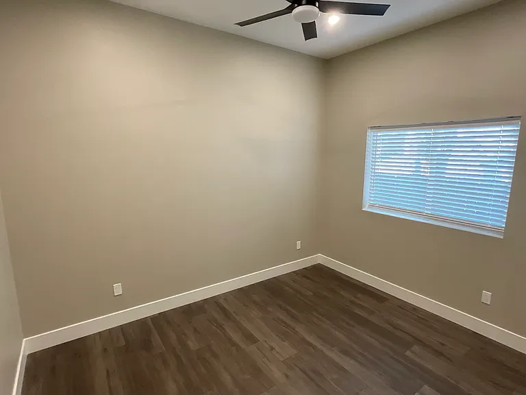 6724 Walnut Ave — Photo 16