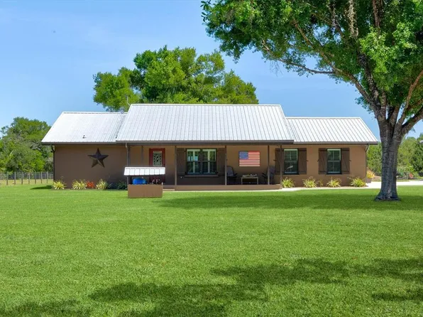 8555 Ogleby Creek Rd, Myakka City, FL 34251