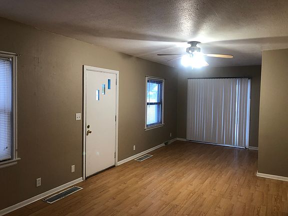 2nd image of 1102 Kramme Dr