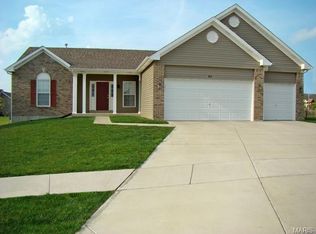 415 Van Buren Ct, Wentzville, MO 63385