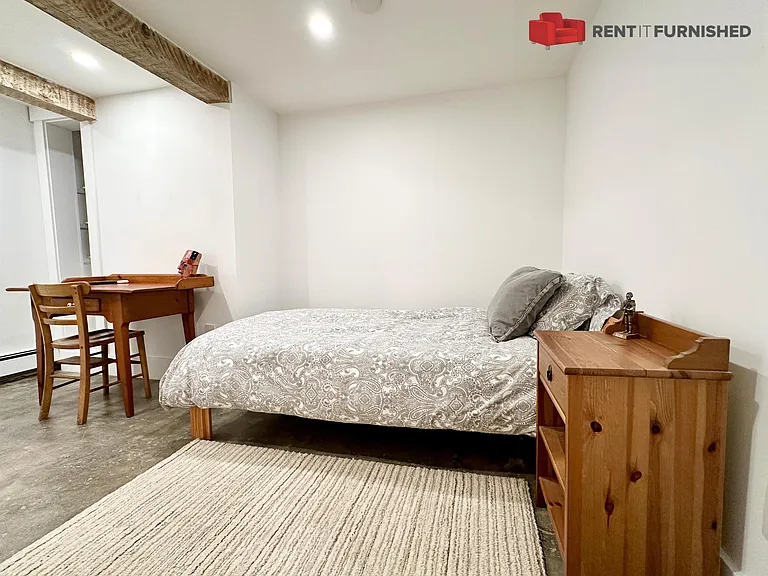 2036 W 15th Ave — Photo 18