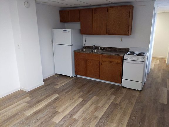 2nd image of 310 W Wisconsin Ave APT 225