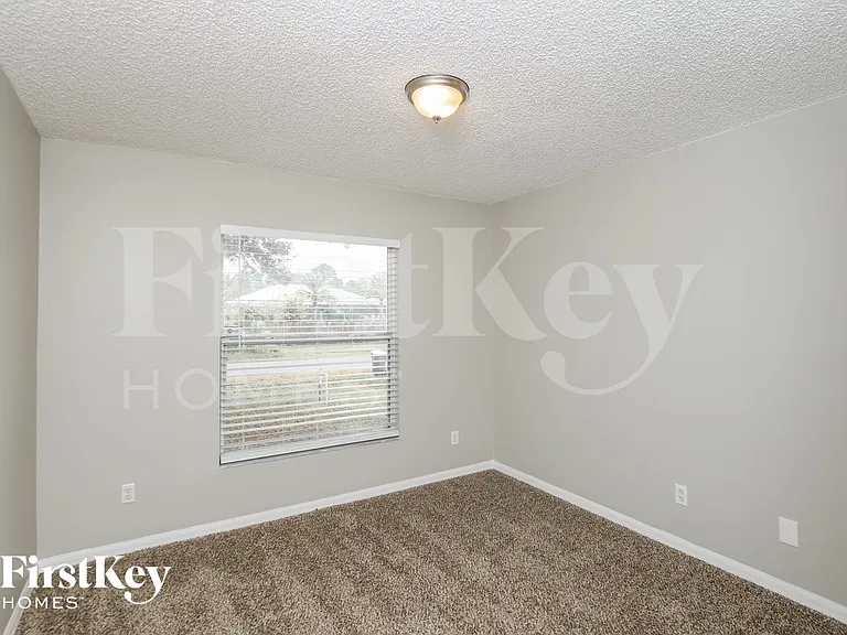 2750 Felix Rd SE — Photo 11